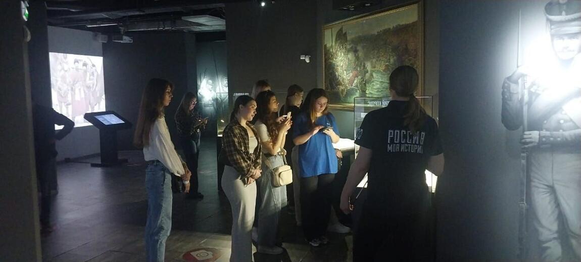 Студенты из Донецкой Народной Республики посетили исторический парк в рамках стажировки, организованной совместно с СибУПК.