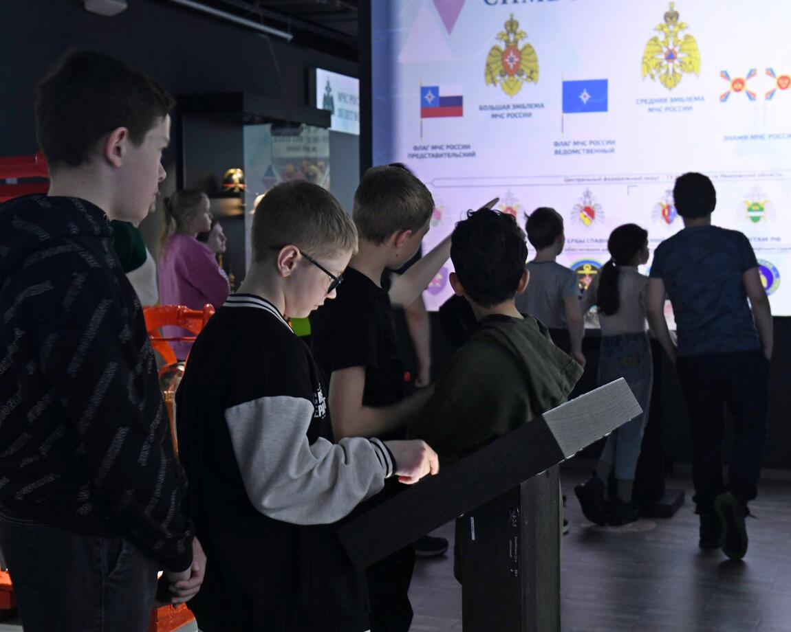 Свыше 32 тысяч человек посетили мультимедийную выставку к 35-летию МЧС России