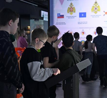 Свыше 32 тысяч человек посетили мультимедийную выставку к 35-летию МЧС России