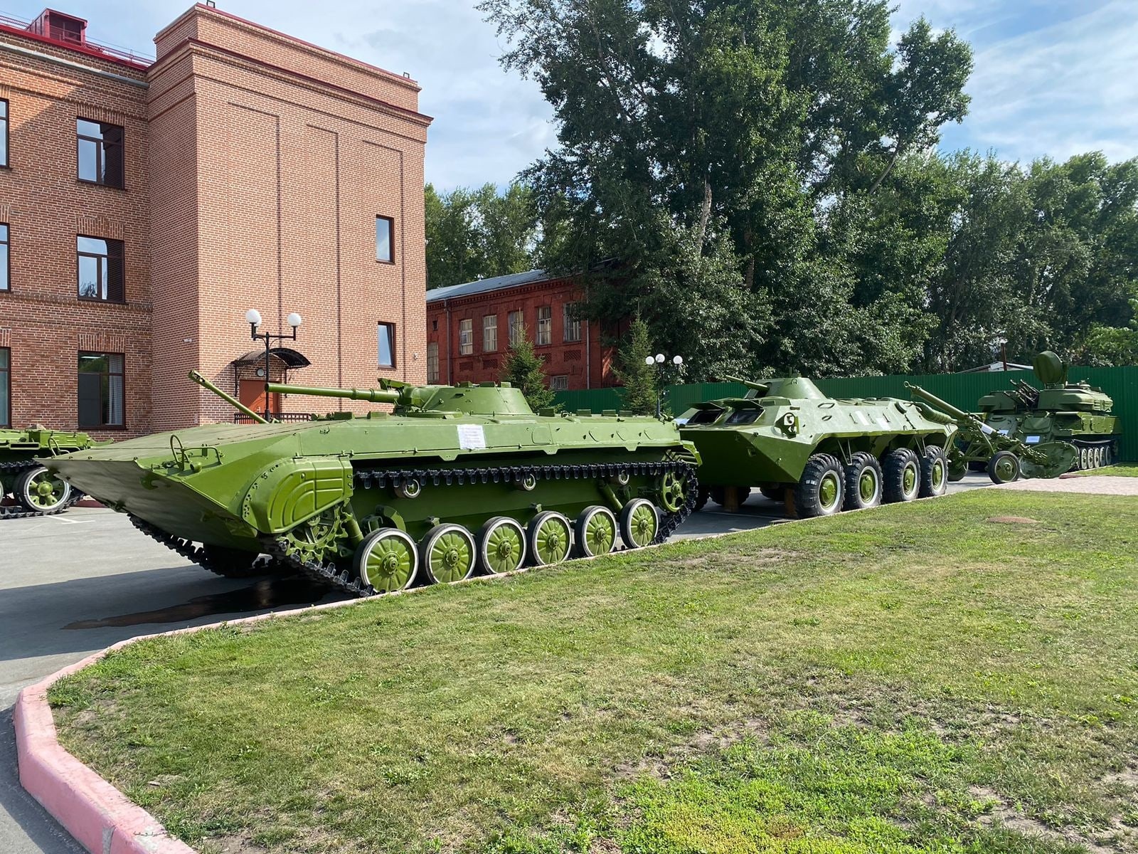 В ВОЕННЫЙ ГОРОДОК ВЕРНУЛАСЬ БОЕВАЯ ТЕХНИКА! | Исторический парк «Россия –  Моя история» в Новосибирске